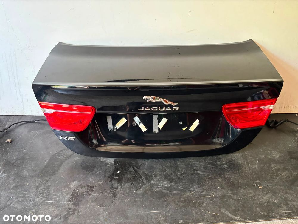 Kompletna klapa bagażnika jaguar XE 2015 - 6
