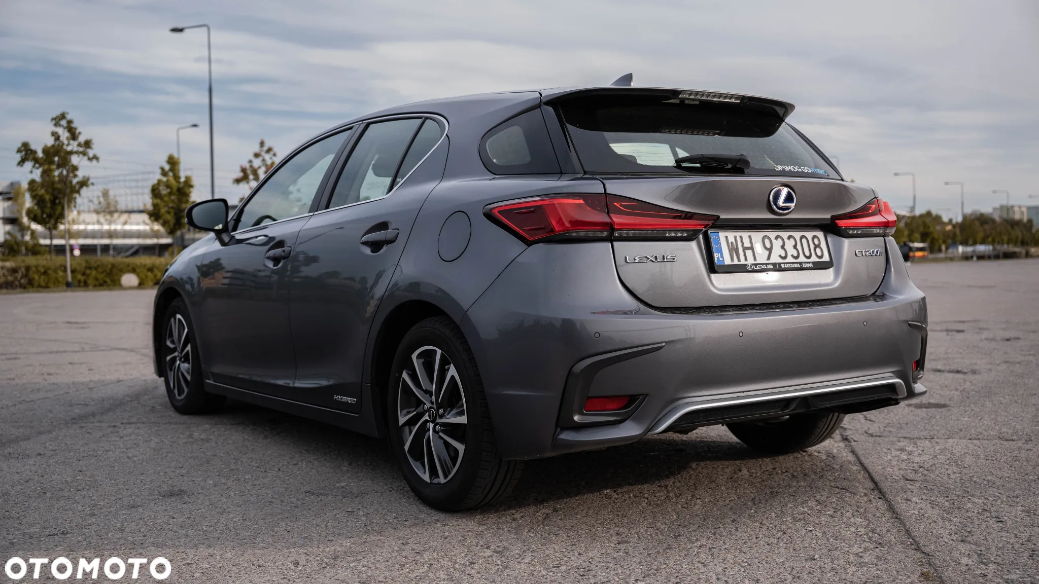 Lexus CT 200h Business Edition - 8