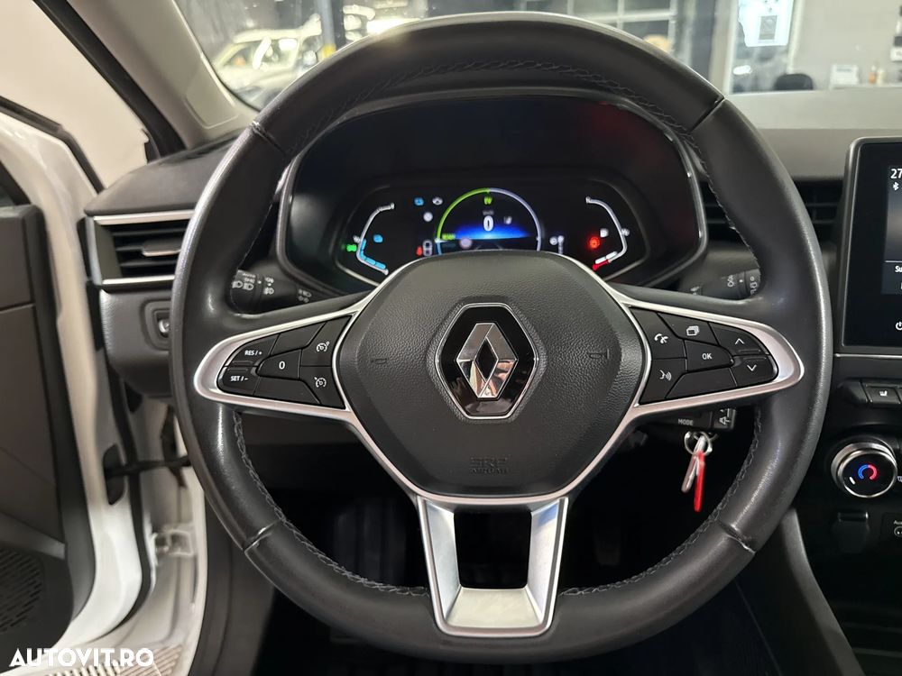 Renault Clio - 17