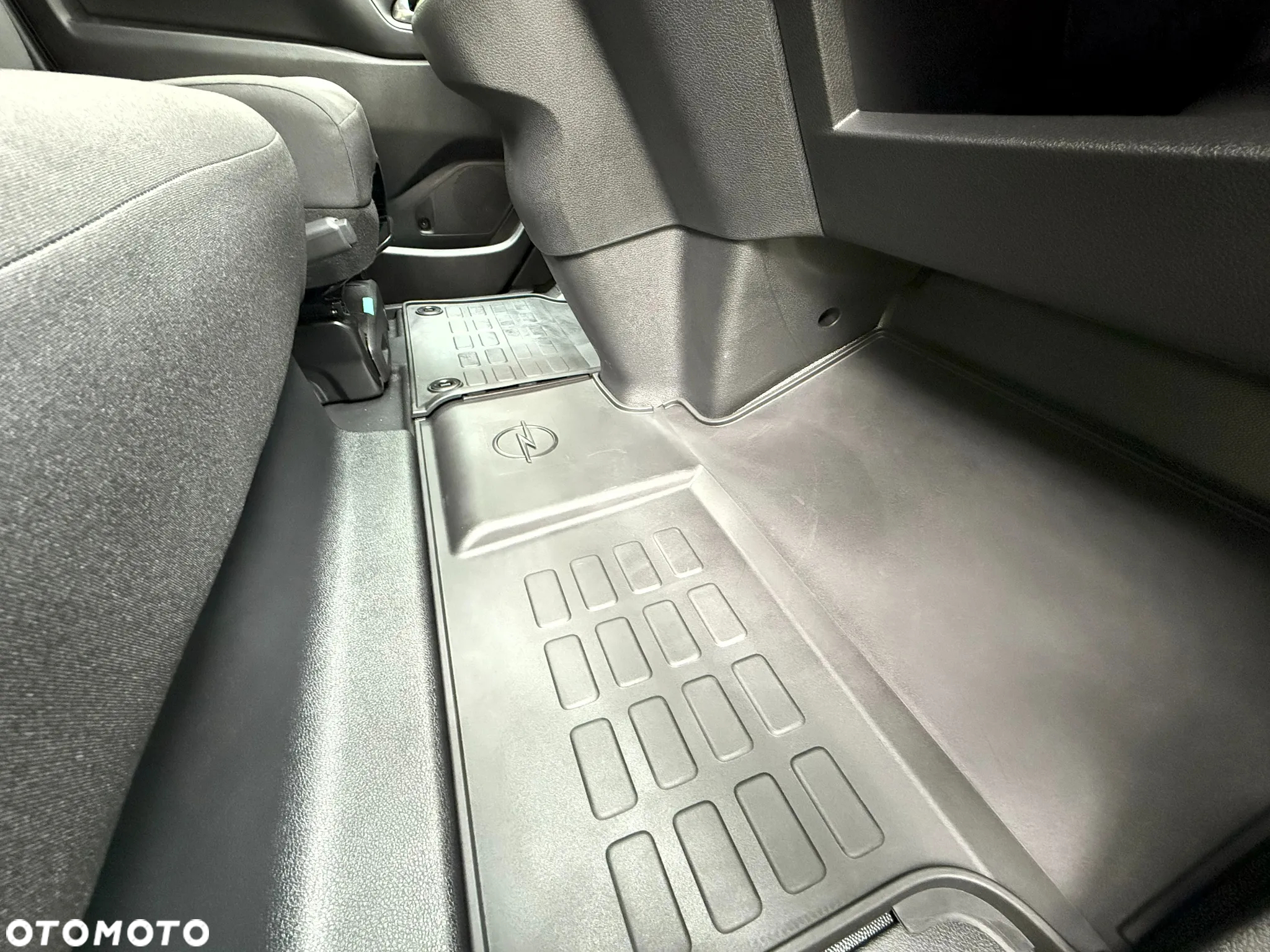 Opel Zafira - 15