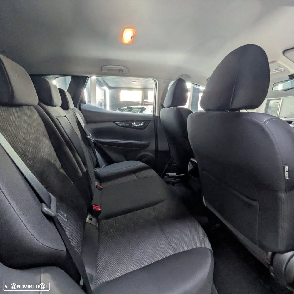 Nissan Qashqai 1.2 DIG-T Xtronic 360 - 9