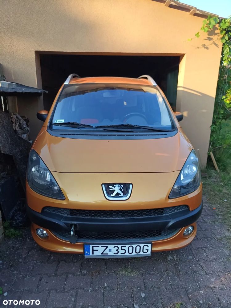 Peugeot 1007 1.6 Sporty 2-Tronic - 1