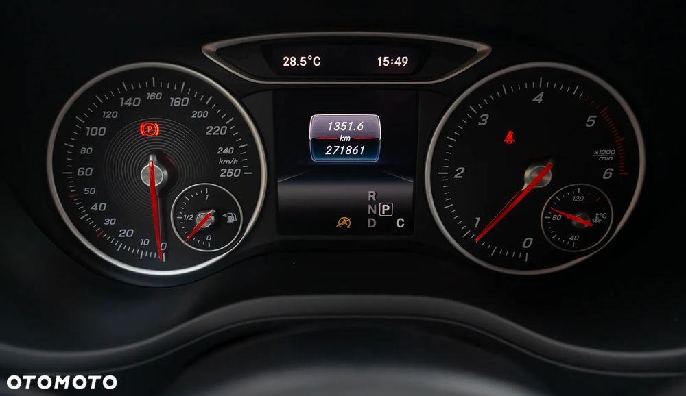 Mercedes-Benz Klasa B 180 d 7G-DCT Edition - 41