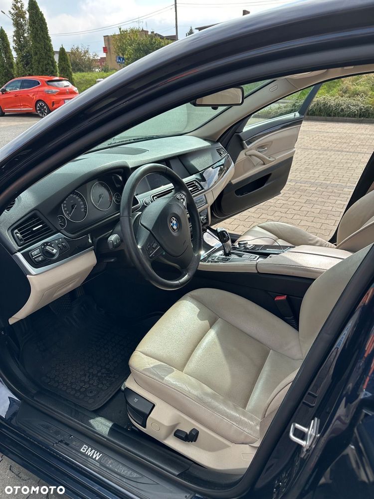 BMW Seria 5 520d - 6