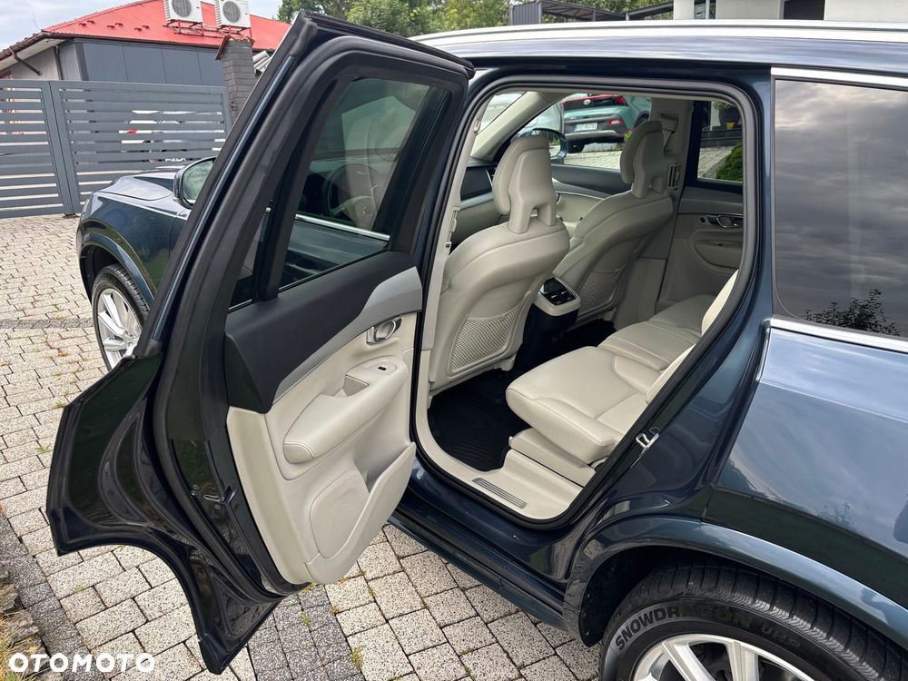Volvo XC 90 - 12