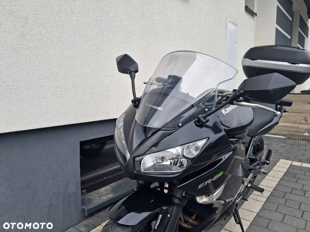 Kawasaki ER - 8