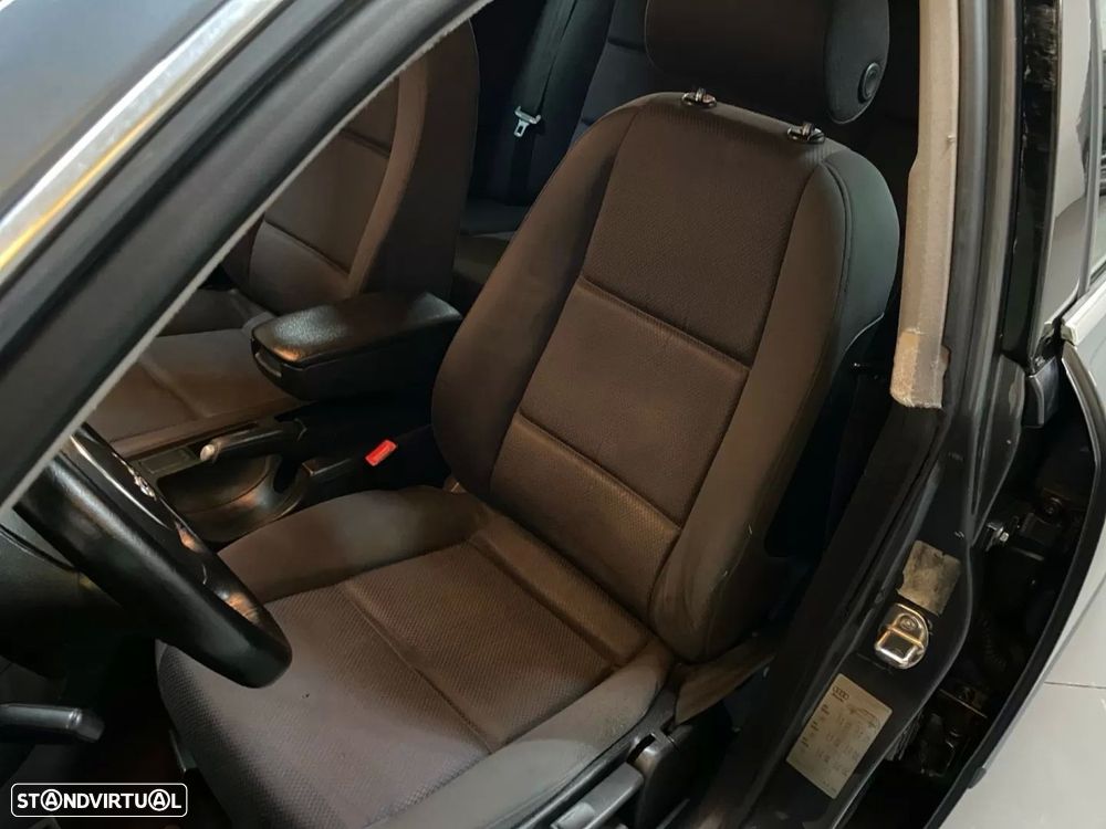 Audi A4 Avant 1.9 TDI m6 - 18