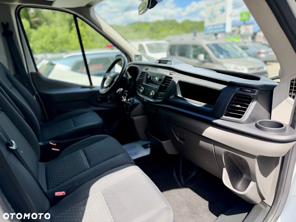 Ford Transit Trend - 23