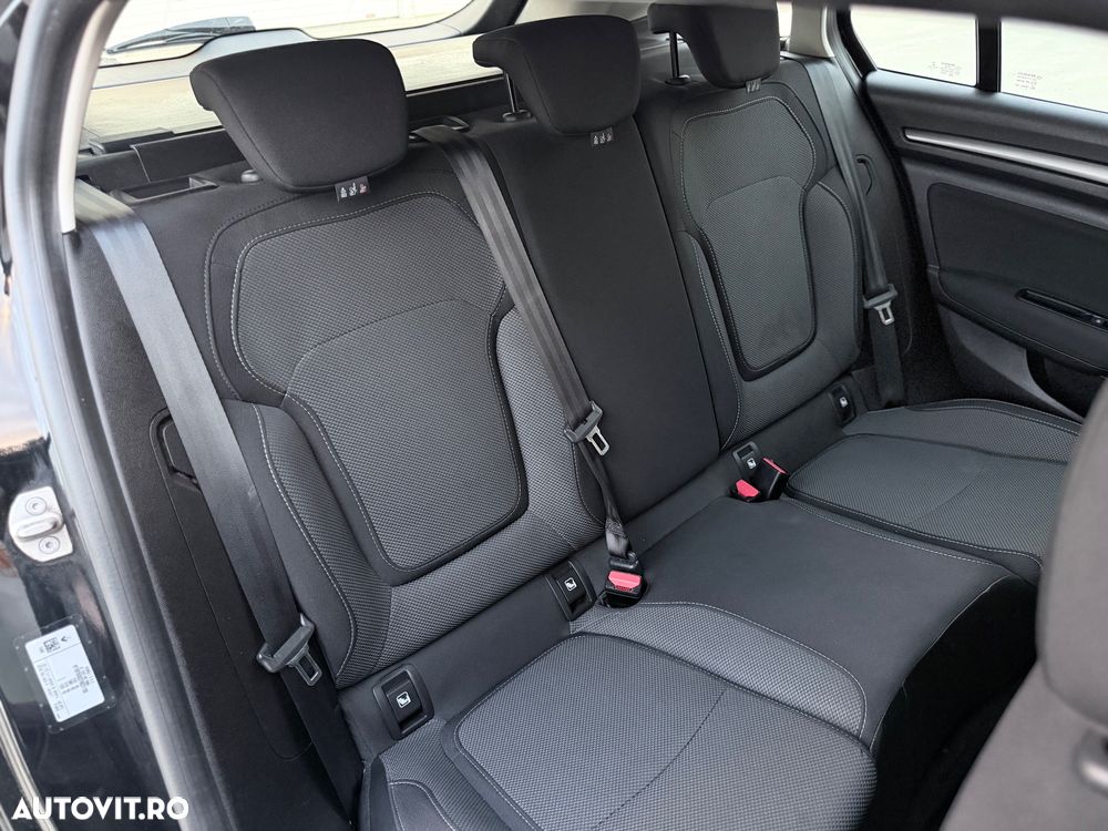 Renault Megane E-TECH 160 E-Tech engineered - 14