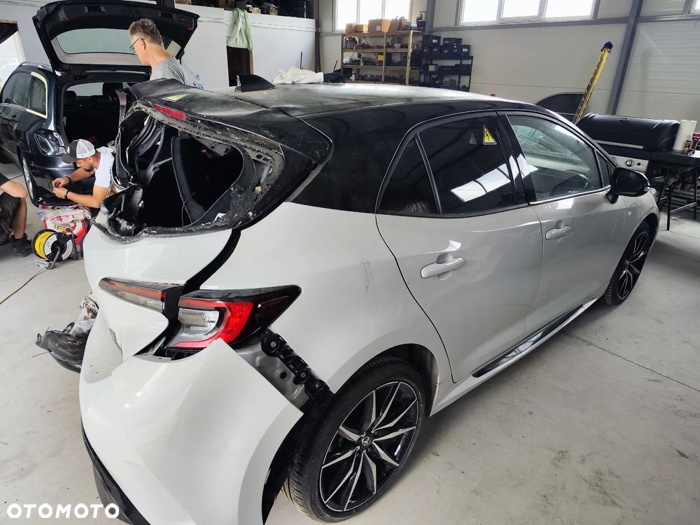 Toyota Corolla 2.0 Hybrid GR Sport - 4