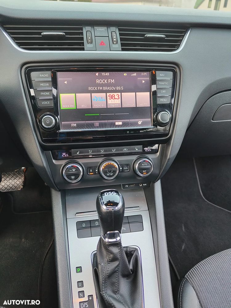 Skoda Octavia 1.6 TDI STYLE DSG - 15