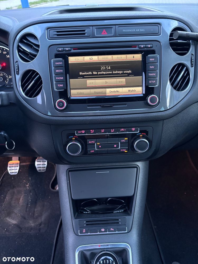 Volkswagen Tiguan 2.0 TDI 4Mot R-Style - 12