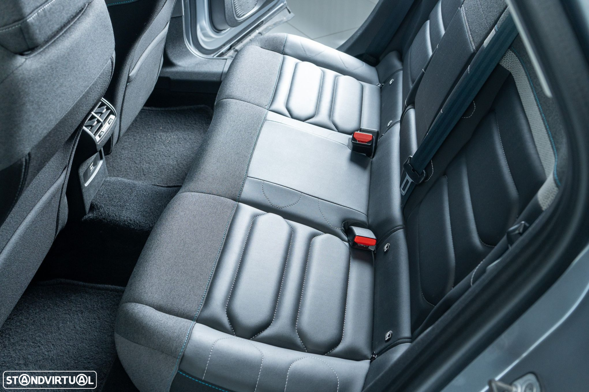 Citroën C4 1.2 PureTech Shine - 9