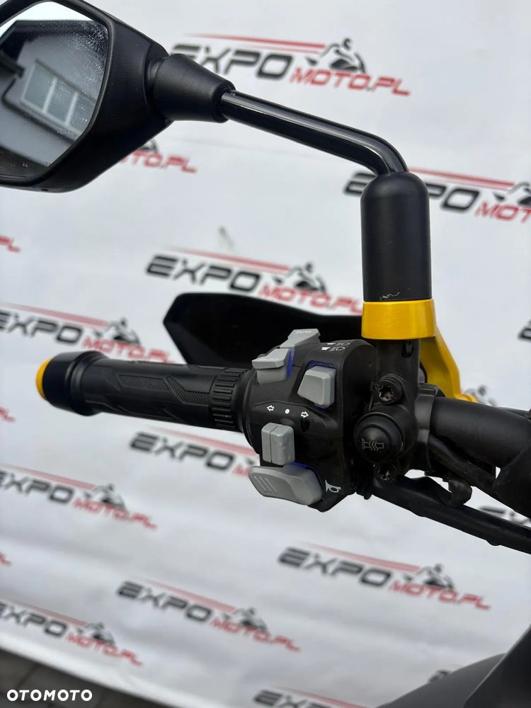QJMOTOR SVT 650 - 8