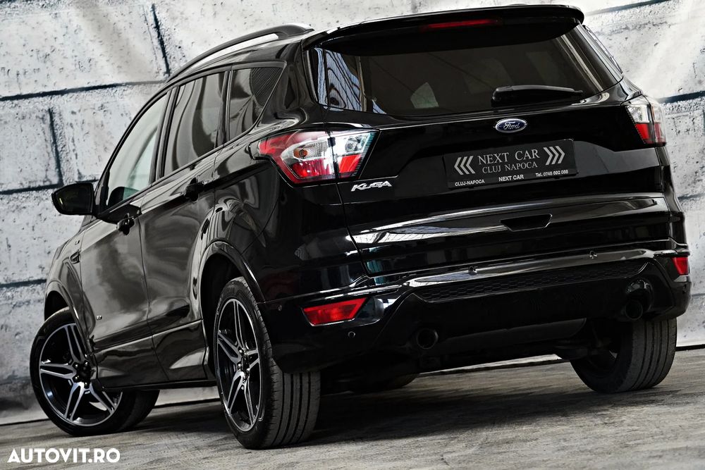 Ford Kuga 2.0 TDCi 4x4 Aut. ST-Line - 4
