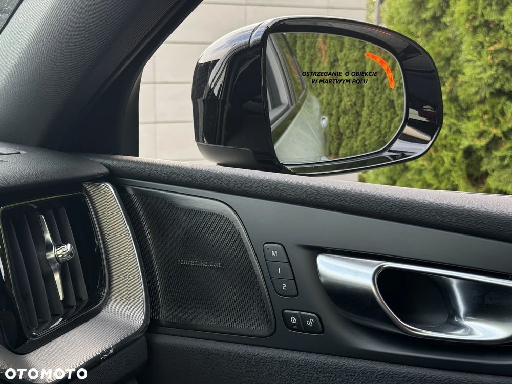 Volvo XC 60 B5 B AWD Geartronic RDesign - 21