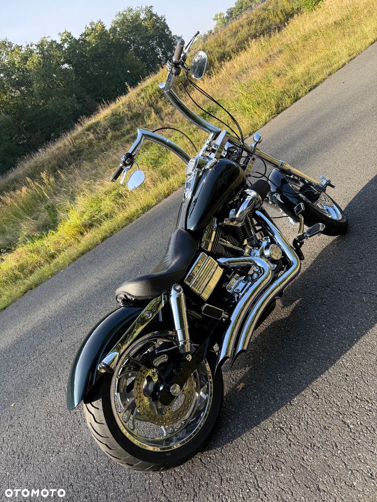 Harley-Davidson Dyna Fat Bob - 2