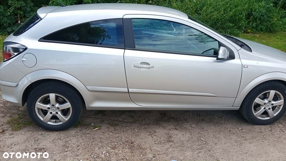 Opel Astra 1.6 Sport - 4