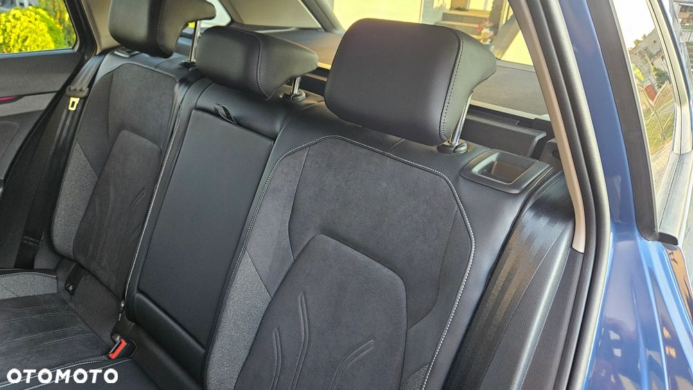 Volkswagen Golf 1.5 TSI Life Plus - 25