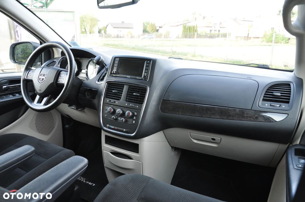 Dodge Grand Caravan 3.6 Express - 12