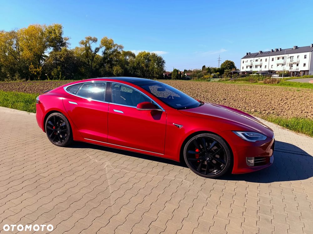 Tesla Model S Long Range Plus - 18