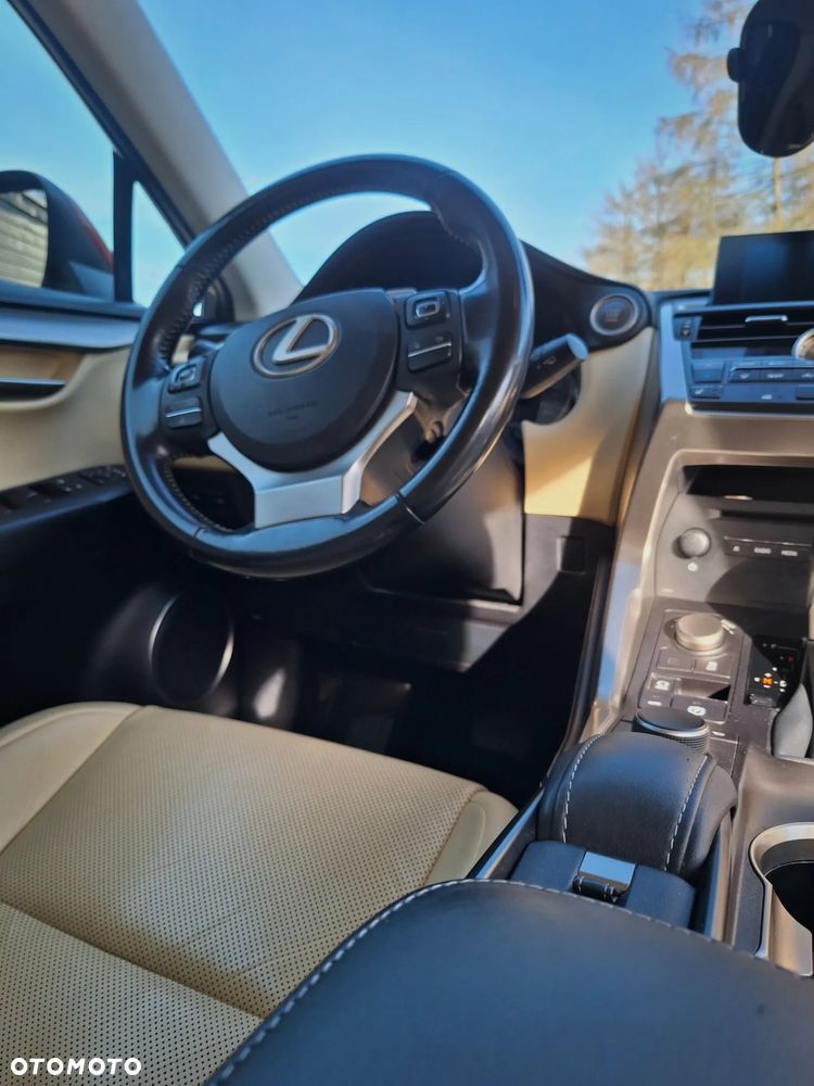 Lexus NX 200t Prestige AWD - 14