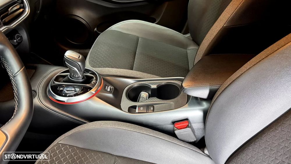 Nissan Juke 1.0 DIG-T N-Connecta NAV. DCT - 33