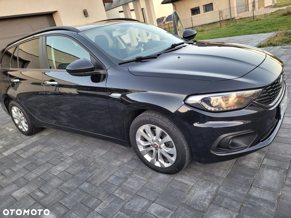 Fiat Tipo 1.4 T-Jet 16v Lounge EU6d - 11