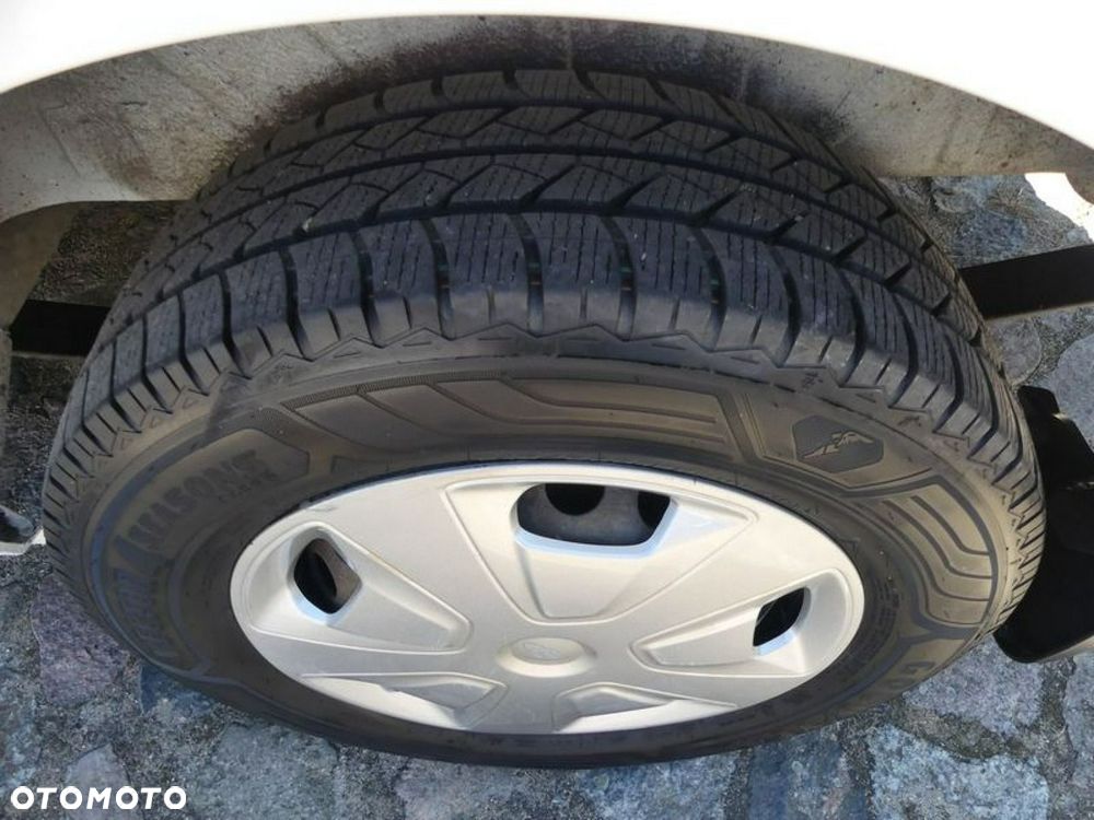 Ford Transit Custom - 13