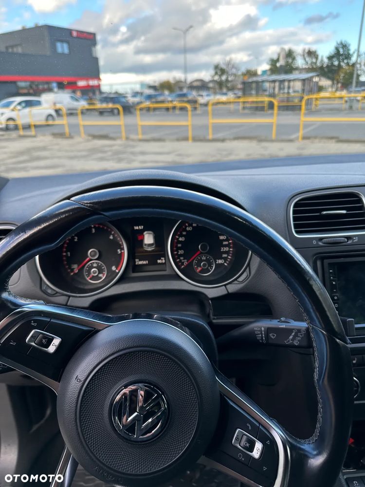 Volkswagen Golf - 13
