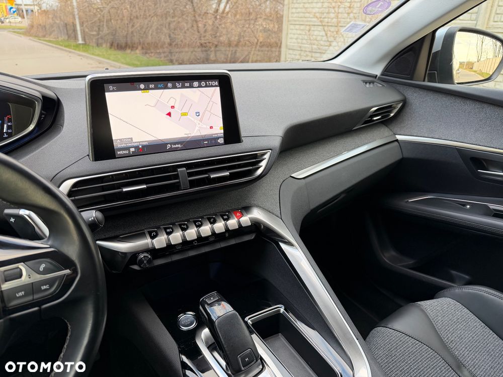 Peugeot 3008 1.2 PureTech Allure - 21