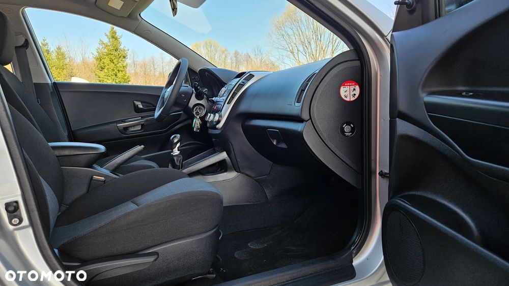 Kia Ceed 1.4 CVVT Edition 7 - 27