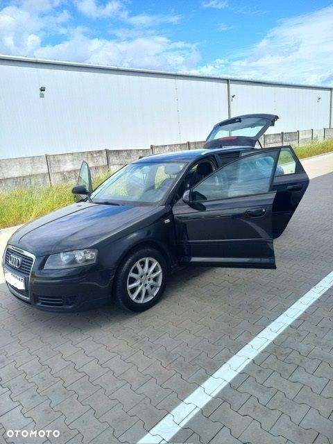 Audi A3 Sportback - 8