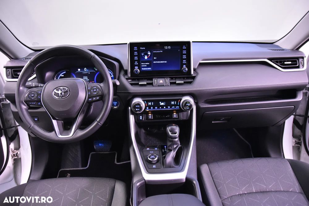 Toyota RAV4 - 9