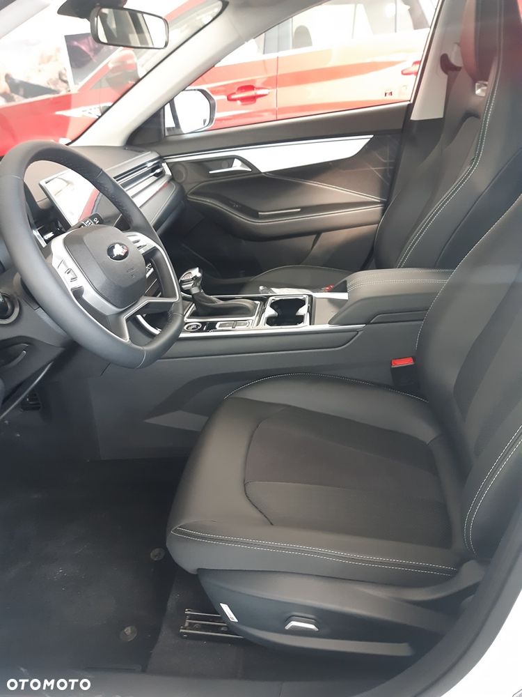 JAC J7 Plus CVT - 13