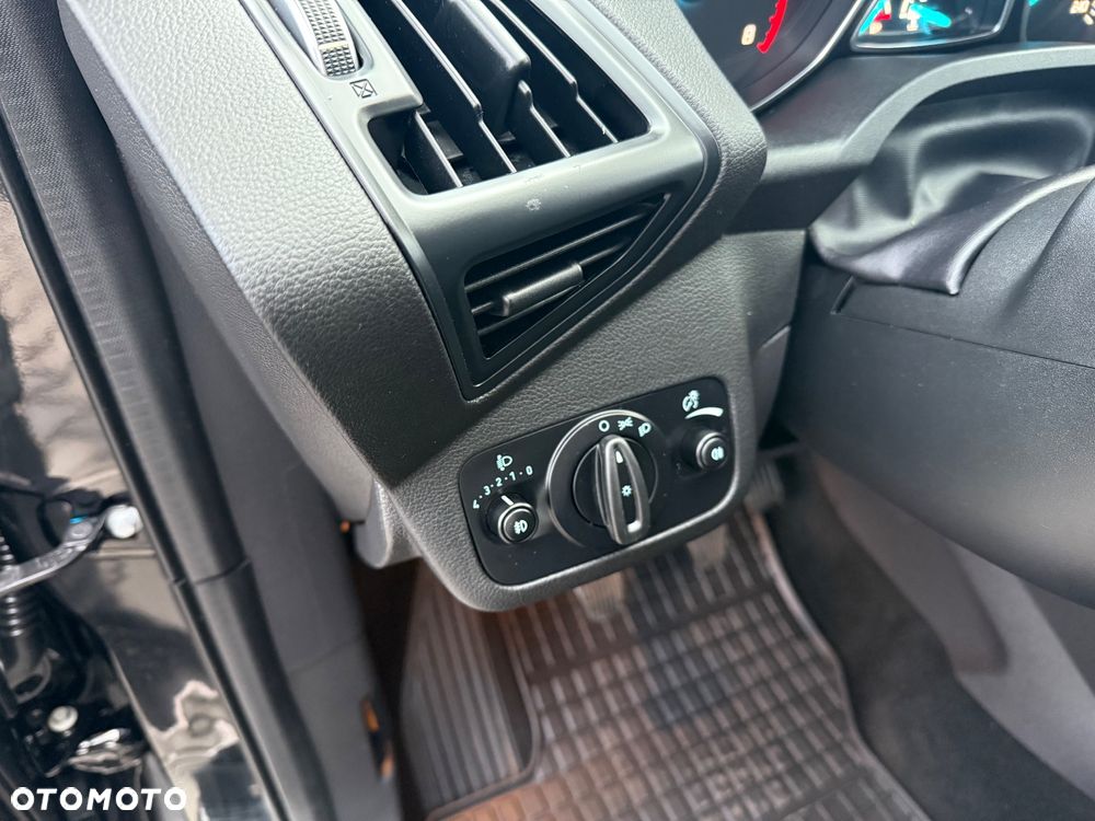 Ford Kuga 1.5 EcoBoost 2x4 SYNC - 19