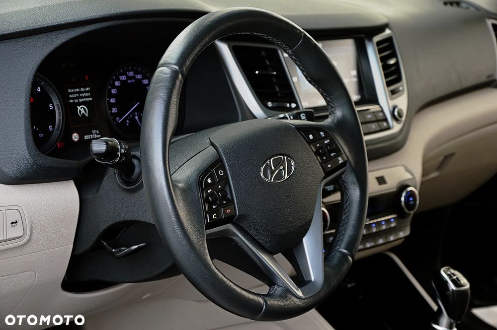 Hyundai Tucson 2.0 CRDI 2WD Style - 12