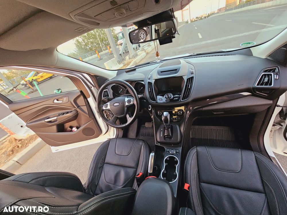 Ford Kuga 2.0 TDCi 4x4 Aut. Titanium - 6