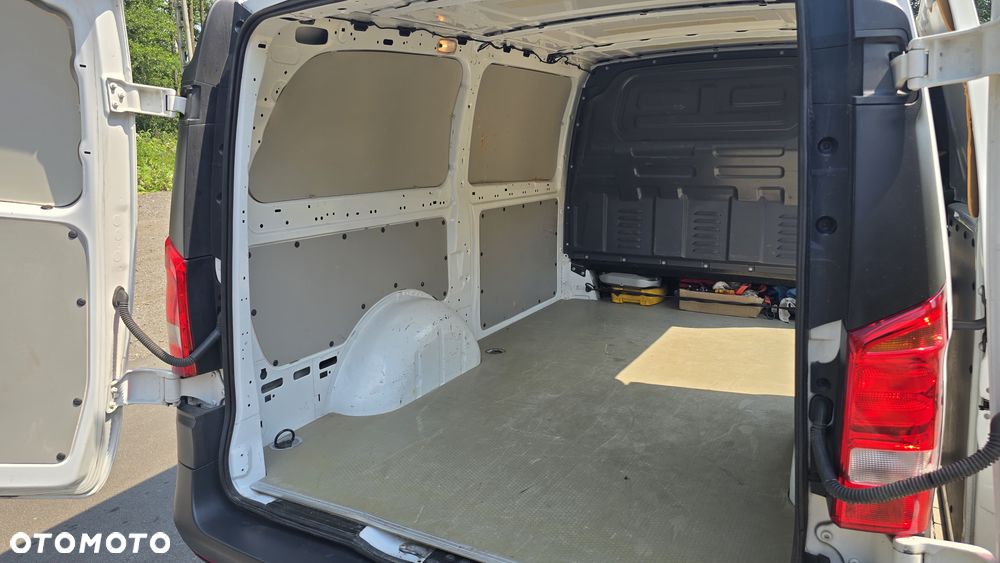 Mercedes-Benz vito 111 - 15