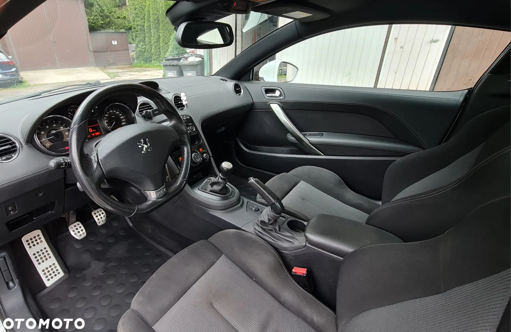 Peugeot RCZ 1.6 155 THP - 13