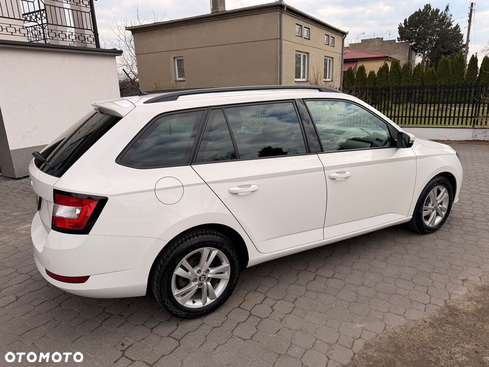 Skoda Fabia 1.0 TSI Ambition Plus - 11