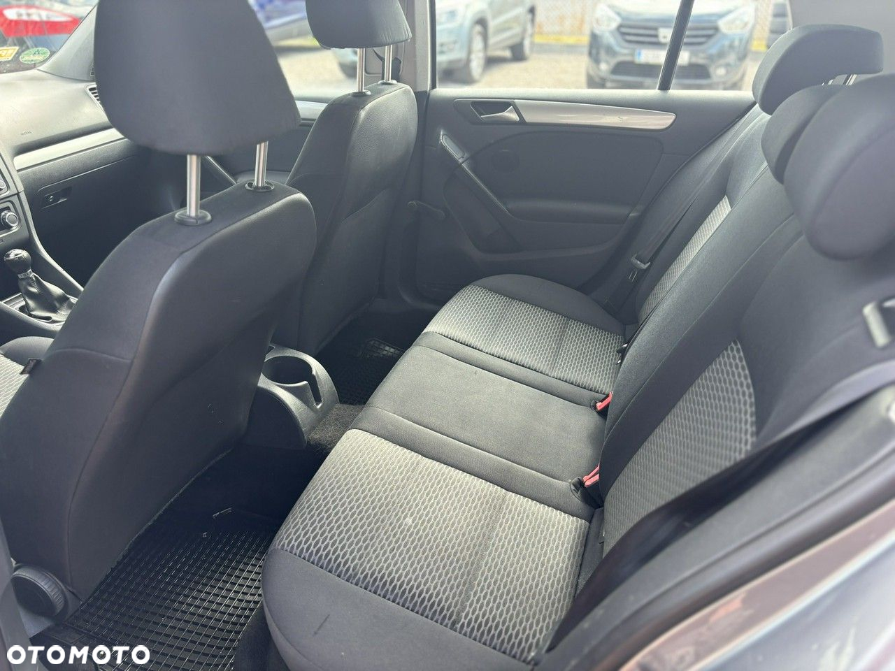 Volkswagen Golf - 19