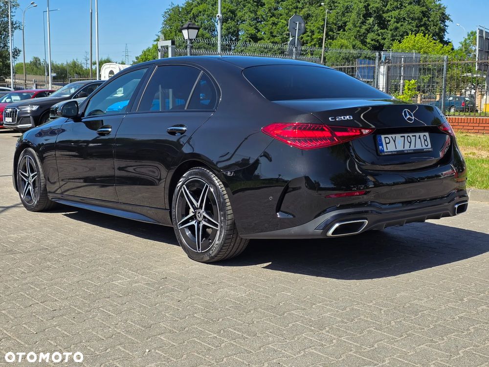 Mercedes-Benz Klasa C 200 mHEV 4-Matic AMG - 11