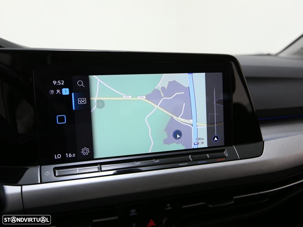 VW Golf Variant 2.0 TDi Life DSG - 23