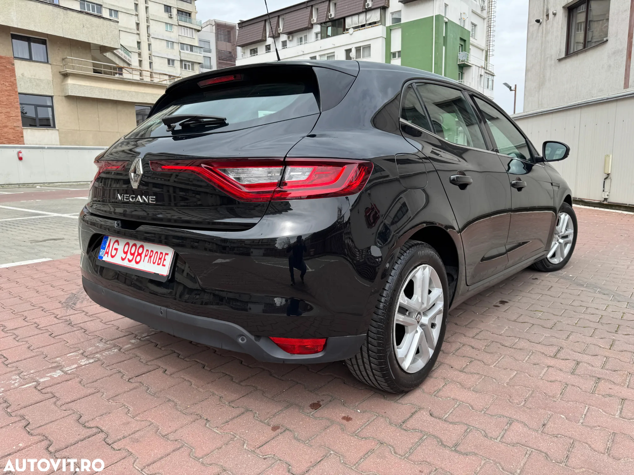 Renault Megane ENERGY dCi 110 EDC LIMITED - 33