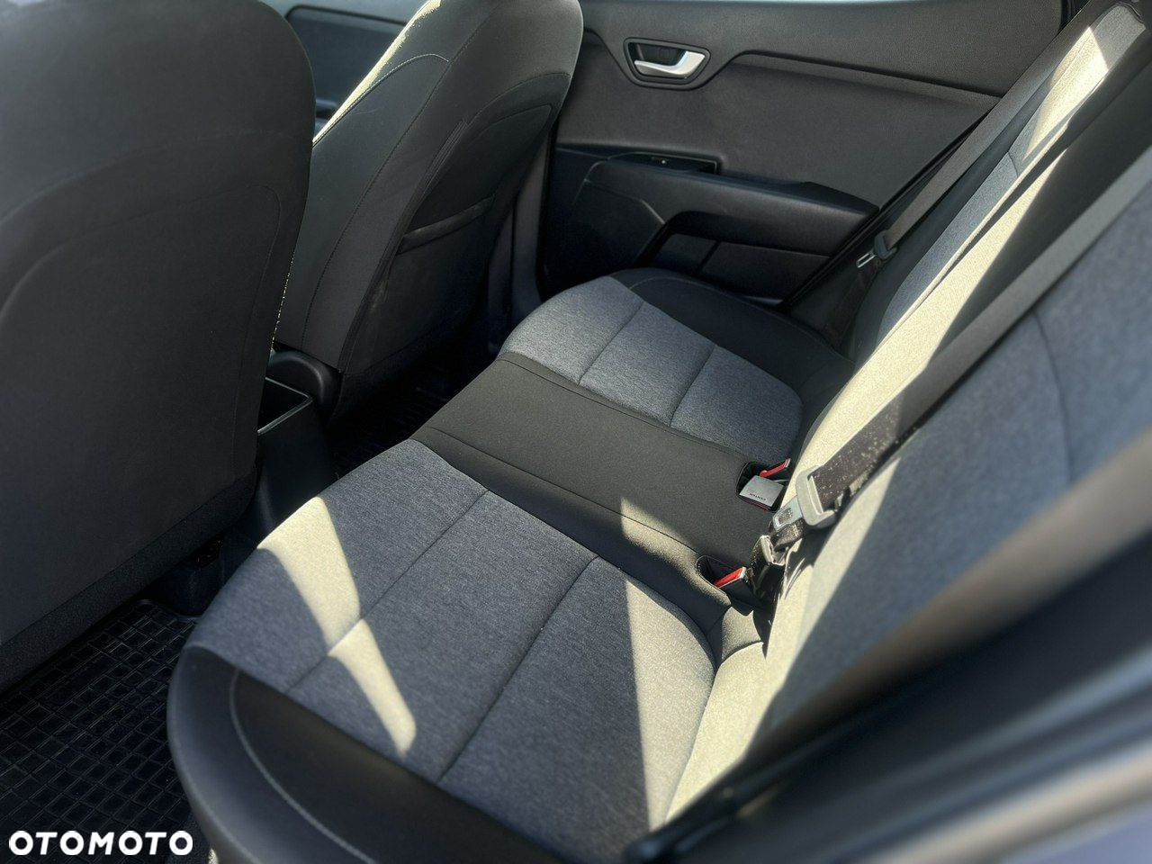 Kia Stonic 1.2 M - 22