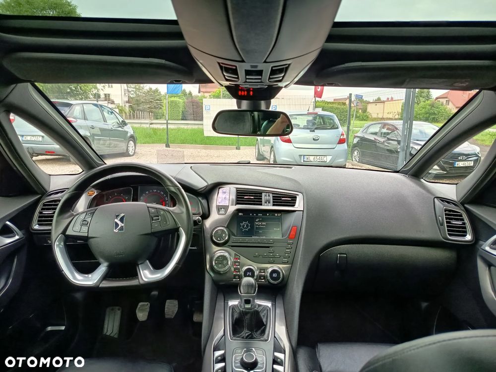 Citroën DS5 HDi 165 SoChic - 26