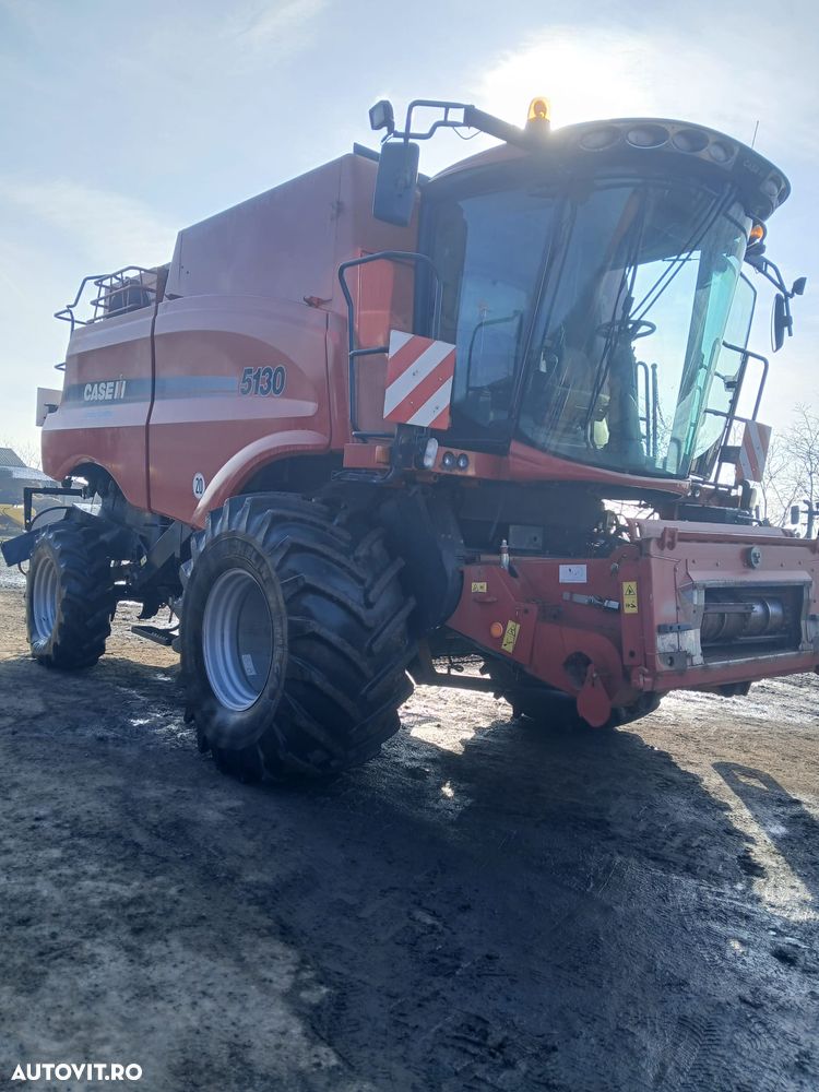 Case IH 5130 Axial-Flow - 1