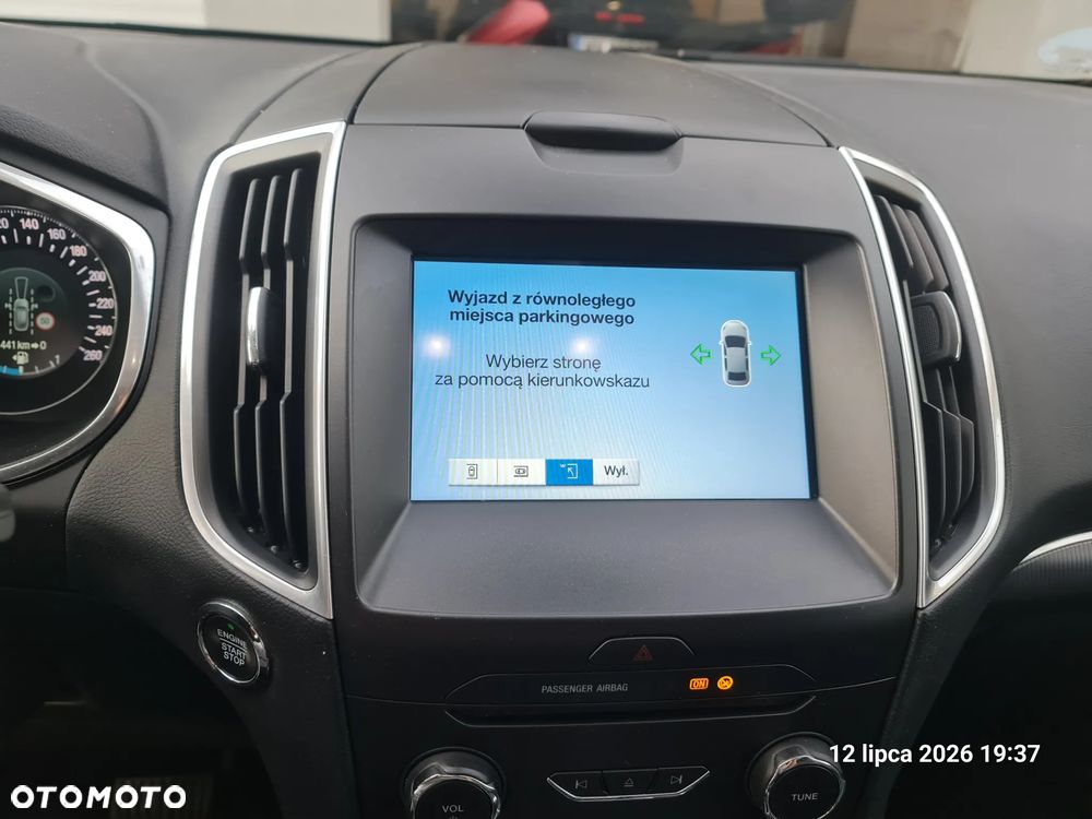 Ford S-Max 2.0 TDCi Titanium PowerShift - 24