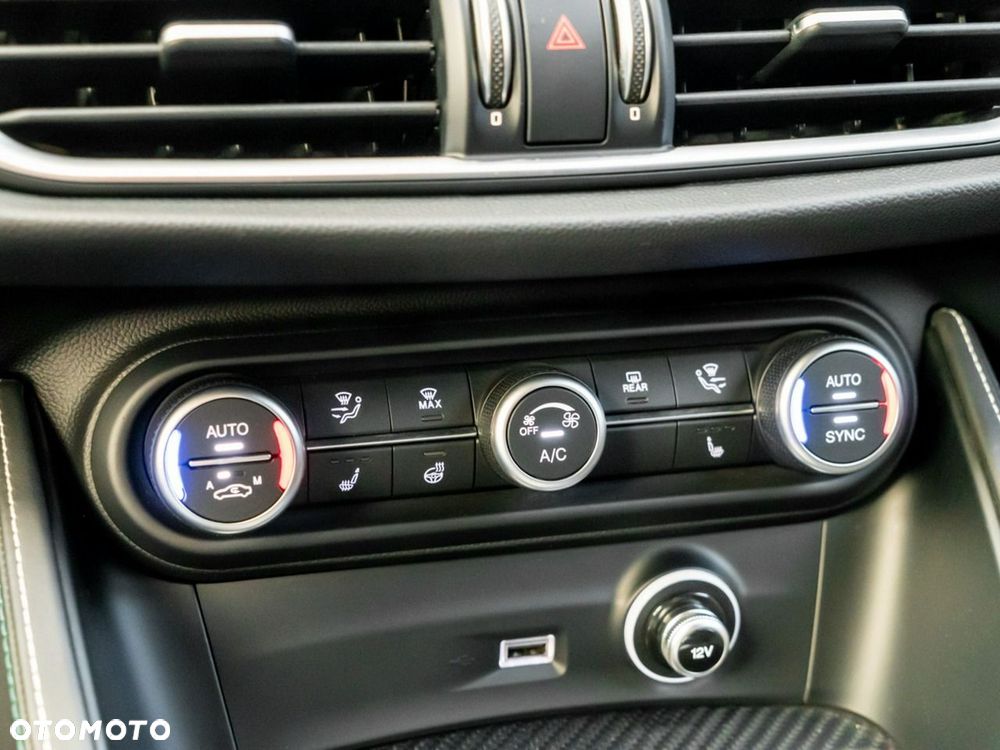 Alfa Romeo Stelvio 2.9 V6 Bi-Turbo Quadrifoglio Q4 - 24